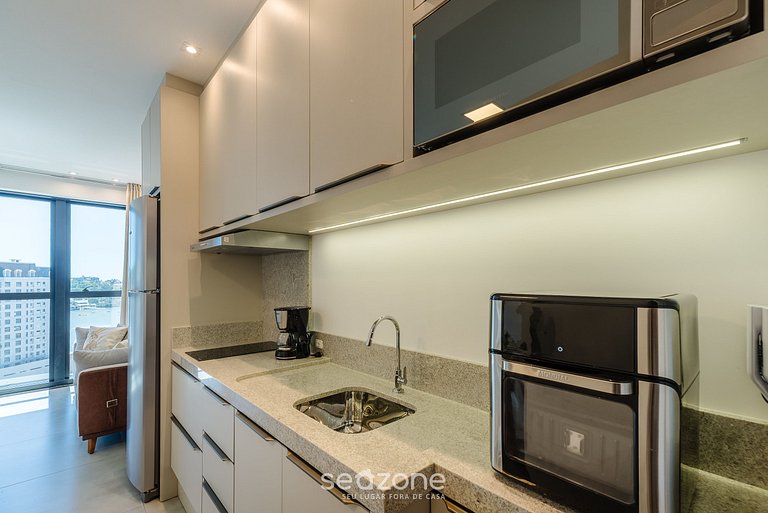 Apartamento c/ vista para o mar a 280 metros da praia MHF150