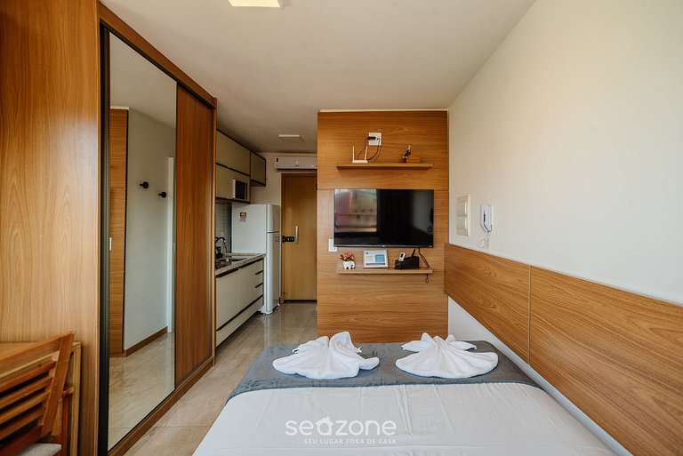 Estudio con piscina frente al mar SOA0107