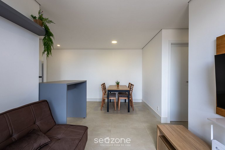 Apto 2Qtos em cond c/ academia e piscina EPK0402