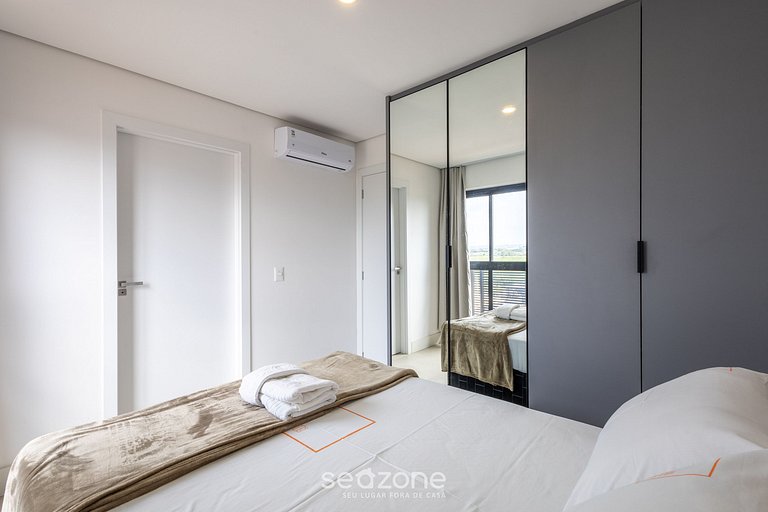 Apto 2Qtos em cond c/ academia e piscina EPK0402