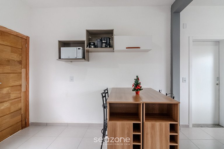 Casa 1Q c/ churrasq. garagem em Penha JCS0004