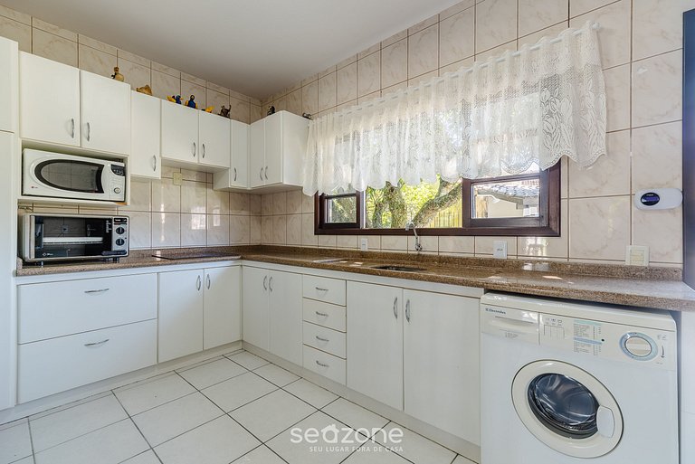 Casa 3Q c/ Churrasqueira 140m da Praia RAE0126