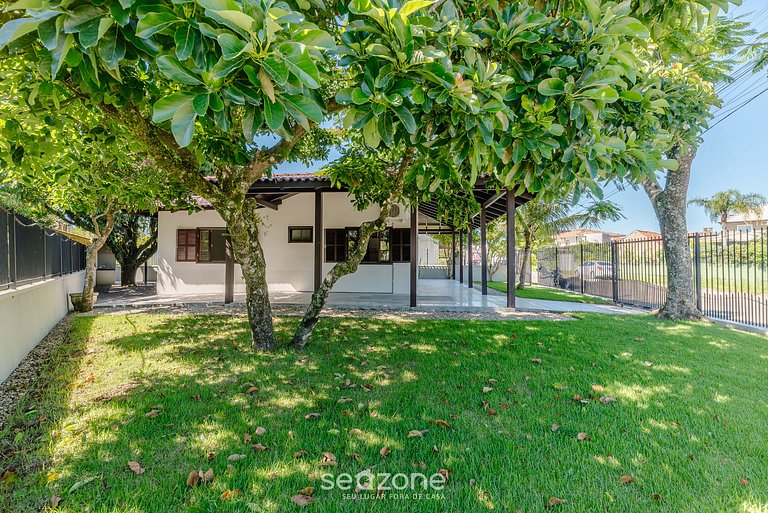 Casa 3Q c/ Churrasqueira 140m da Praia RAE0126