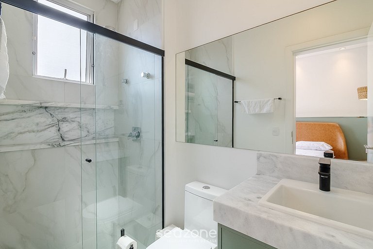 Apartamento c/ Churrasqueira 240m da Praia EHI0401