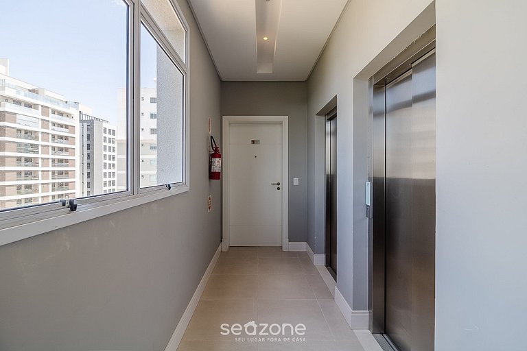 Apartamento c/ Churrasqueira 240m da Praia EHI0401