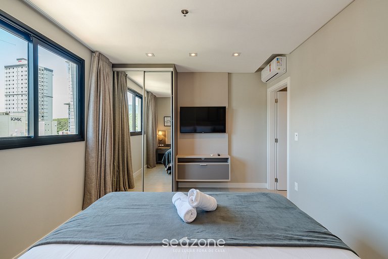 Apto 1Q em cond c/ piscina a 280m da Praia MHF1201