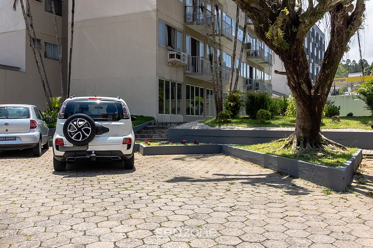 Apto Moderno próx. da Roda Gigante de BC MBH0601