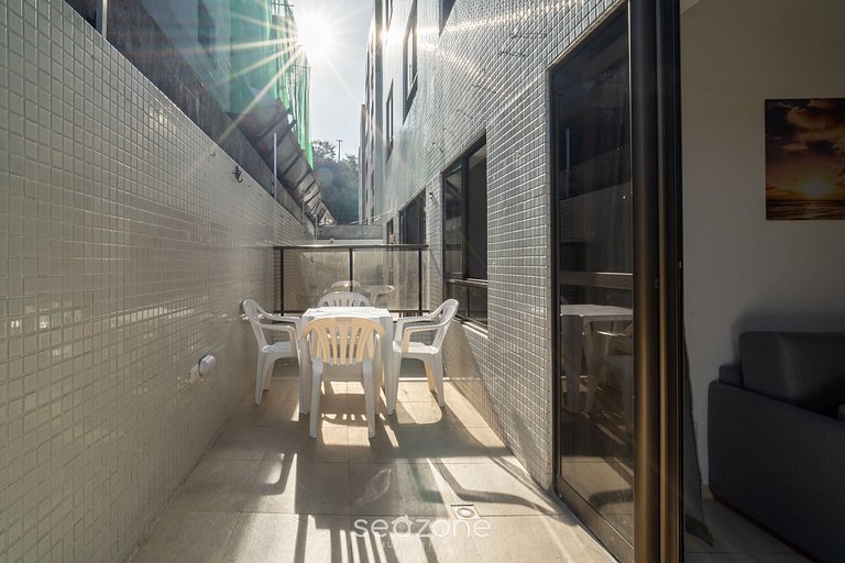 Apto en cond una cuadra mar y con piscina HSS0007