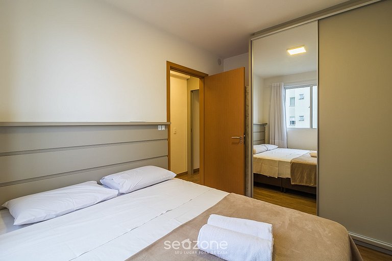 Apto vista mar en cond frente a la playa VAC0603