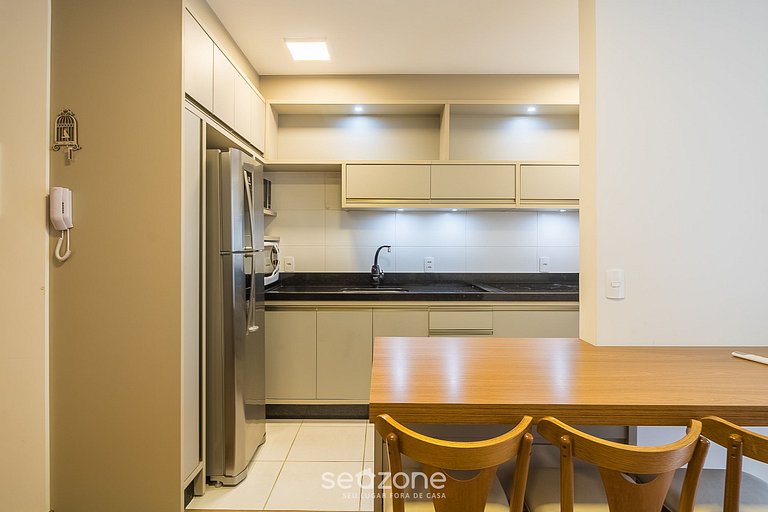 Apto vista mar em cond pé na areia VAC0603