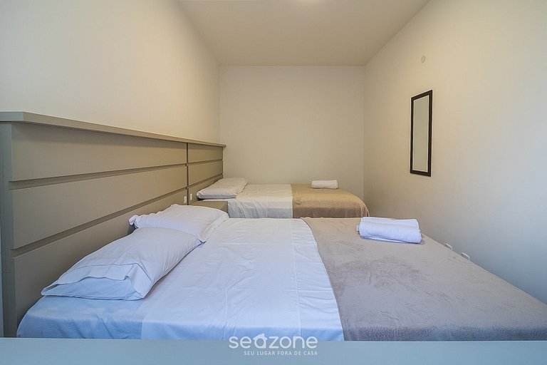 Apto vista mar em cond pé na areia VAC0603