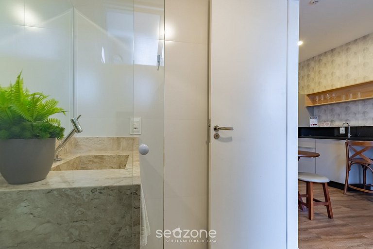 Hermoso estudio a 240m del mar en Bombinhas VEC311