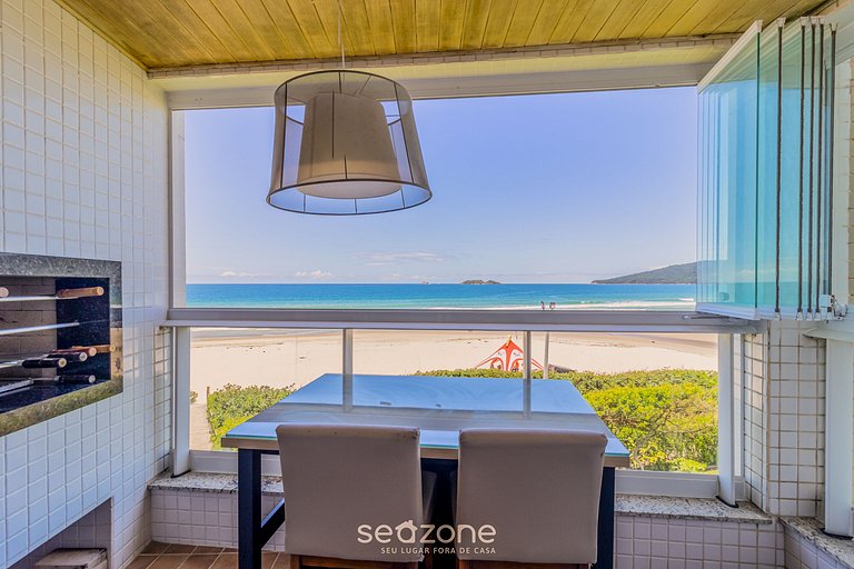 Apartamento Pé na Areia con barbacoa EAR0411