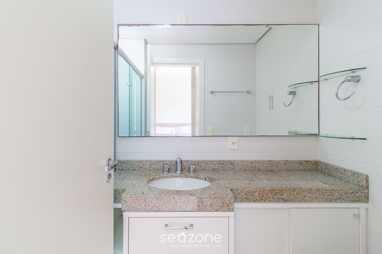 Apto Confortável e Bem Localizado RAK0331