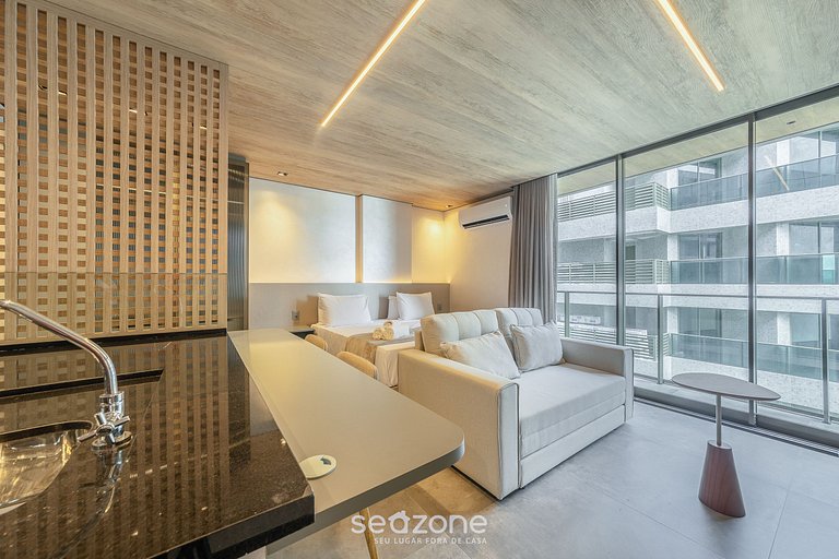 Comodidad con piscina y vista lateral mar NWT1306