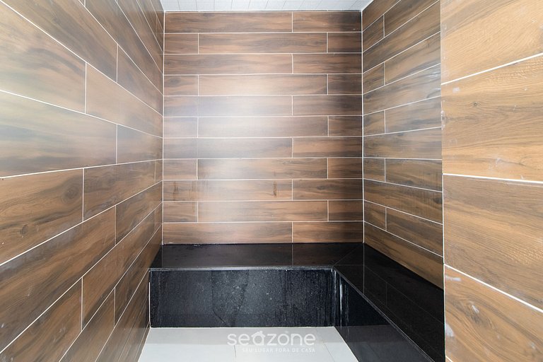 Apto em Cond. c/ Piscina no Setor Bueno LHD0403