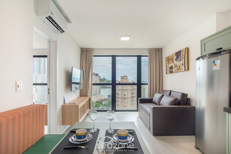 Apartamento com vista para o mar a 280 metros da praia MHF12