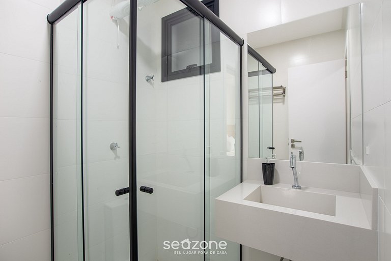 Apartamento com vista para o mar a 280 metros da praia MHF12