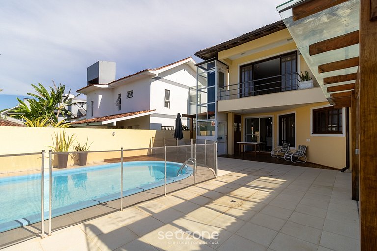 Casa Duplex c/ Piscina a 850m da Praia RDT0124