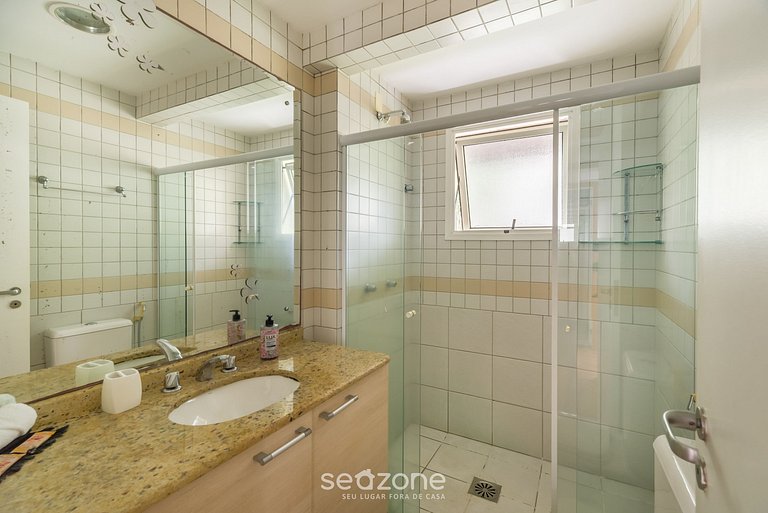 Lindo Apartamento com Churrasqueira CRM0212