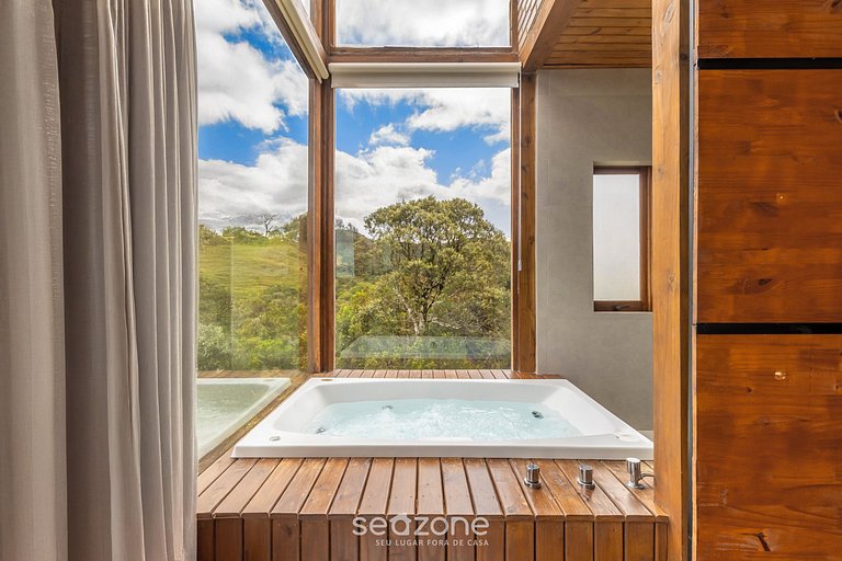 Charmosa cabana com vista incrível na serra VST005