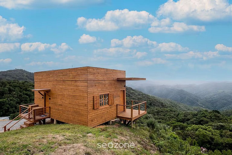 Hermosa Cabaña con Jacuzzi en la Montaña VST013