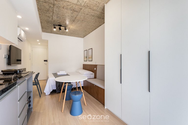 Estudio cómodo en Curitiba/PR EBI0303