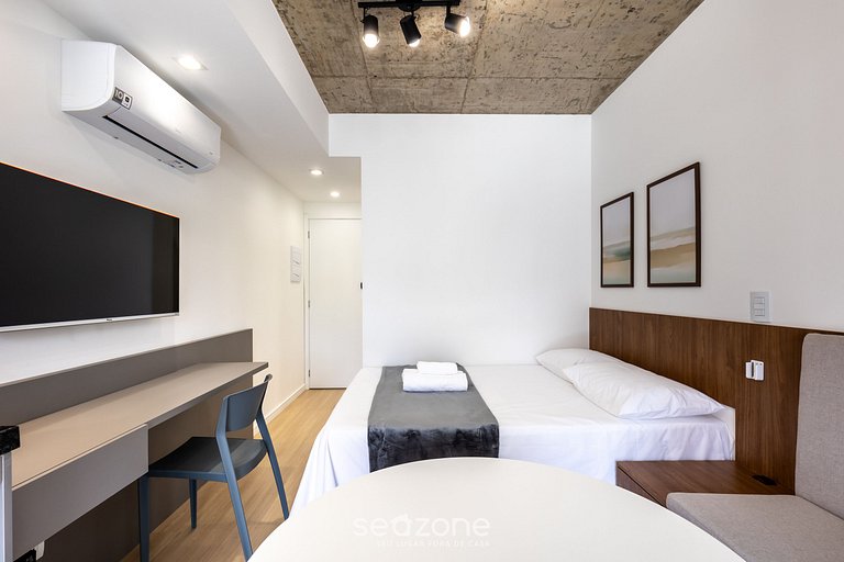 Estudio cómodo en Curitiba/PR EBI0303