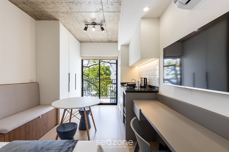 Estudio cómodo en Curitiba/PR EBI0303