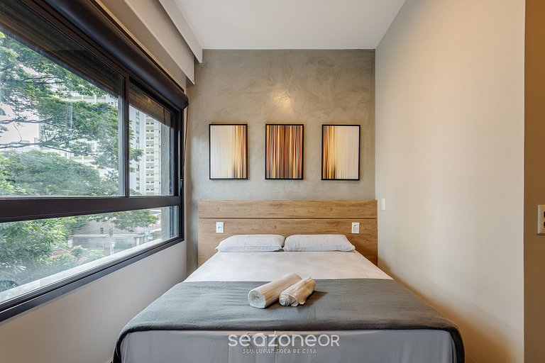 Studio en edificio c/ piscina, Campo Belo HMC0320