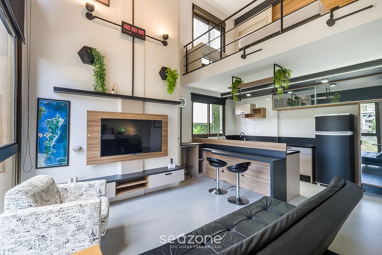 Lindo Loft em Cond. c/ Piscina YHD0105