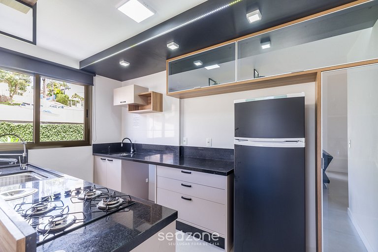 Hermoso Loft en Cond. con piscina YHD0105