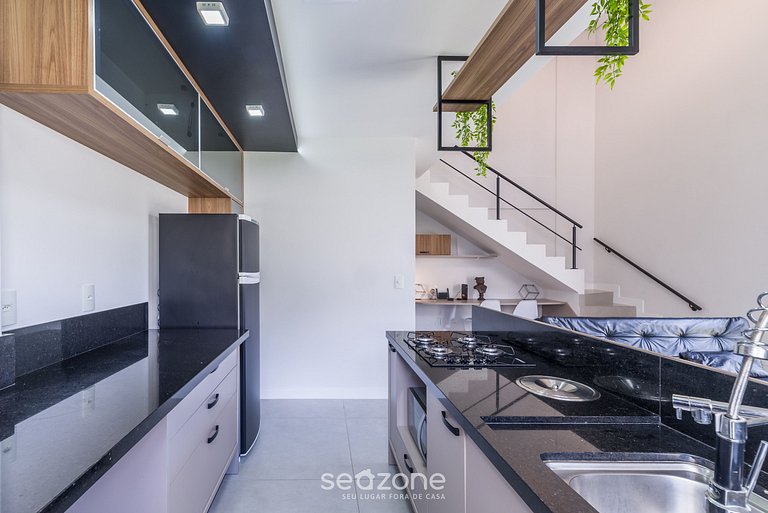 Lindo Loft em Cond. c/ Piscina YHD0105