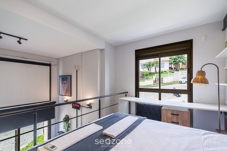 Hermoso Loft en Cond. con piscina YHD0105