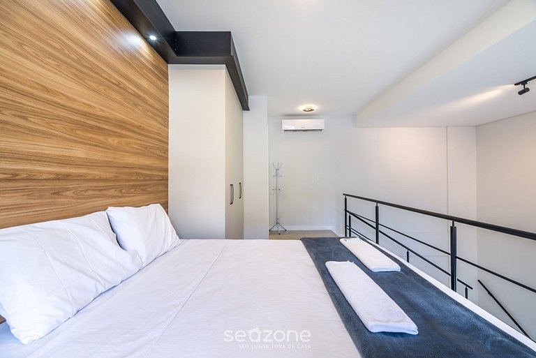 Hermoso Loft en Cond. con piscina YHD0105