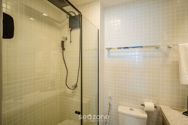 Hermoso apto c/ vista al mar y piscina SOA0909