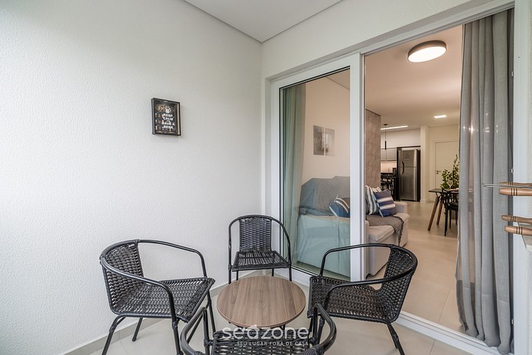 Apto en Cond. c/ piscina 400 m de la playa TDB0101