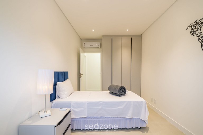 Apto en Cond. c/ piscina 400 m de la playa TDB0101