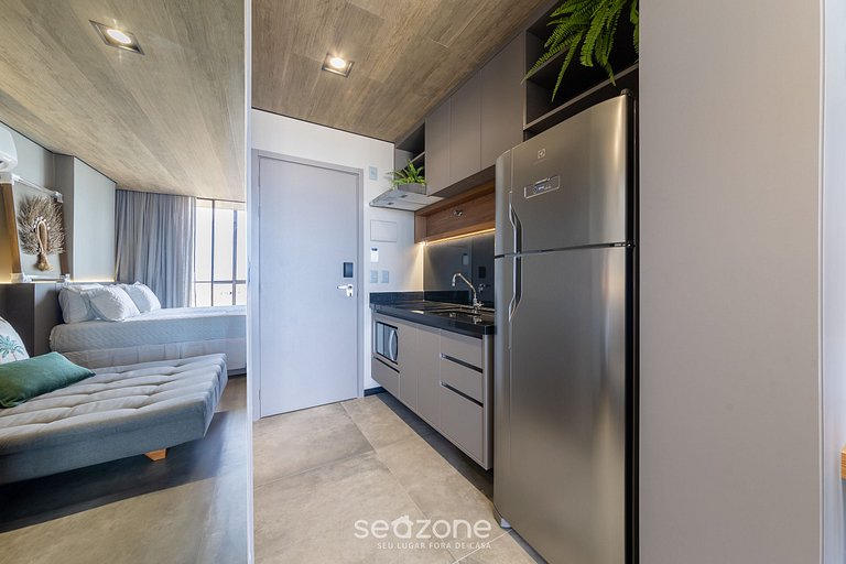 Estudio vista lateral al mar en el borde NWT1113