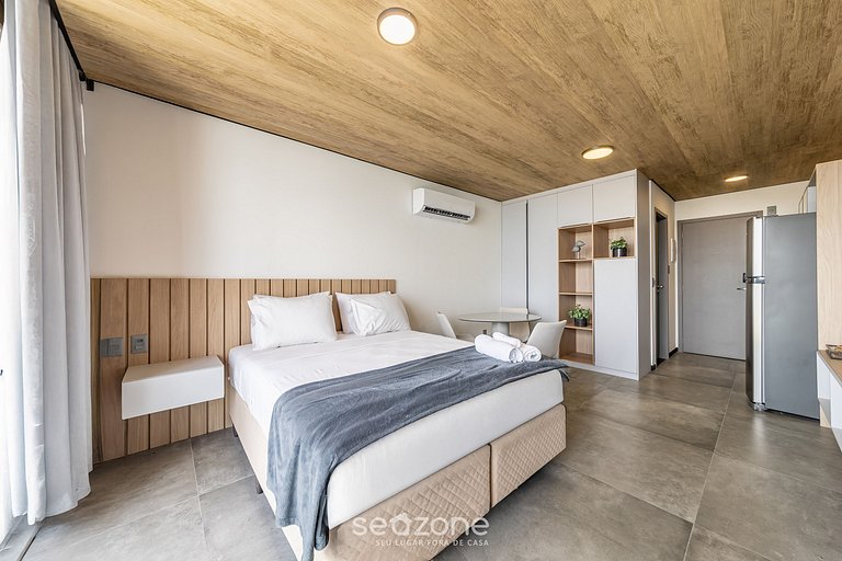 Hermoso estudio con vista lateral al mar - NWT1323