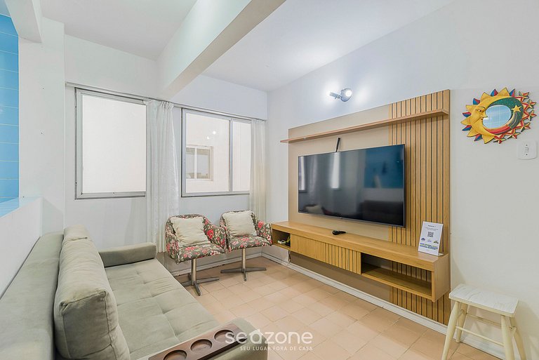 Apto bem localizado em Cond. frente mar IPTR0171