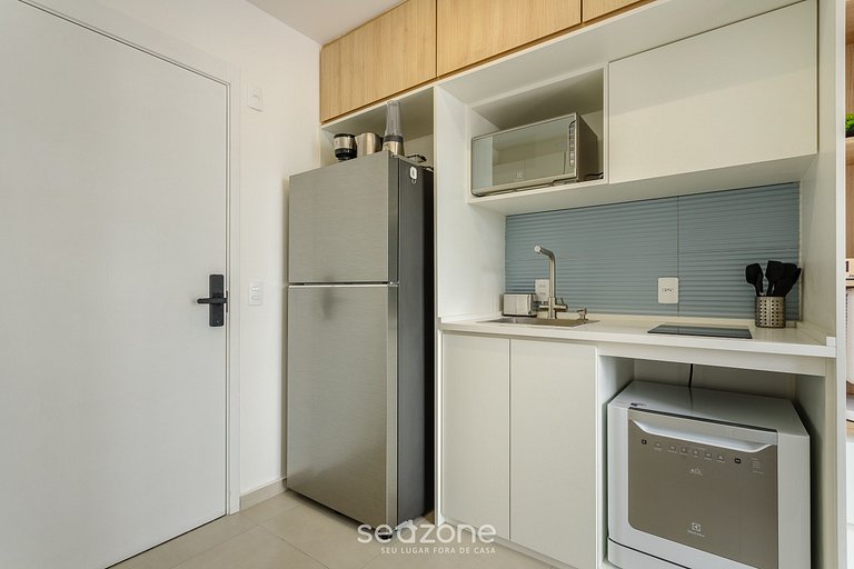 Apartamento c/ Piscina em Pinheiros-SP VBP1805