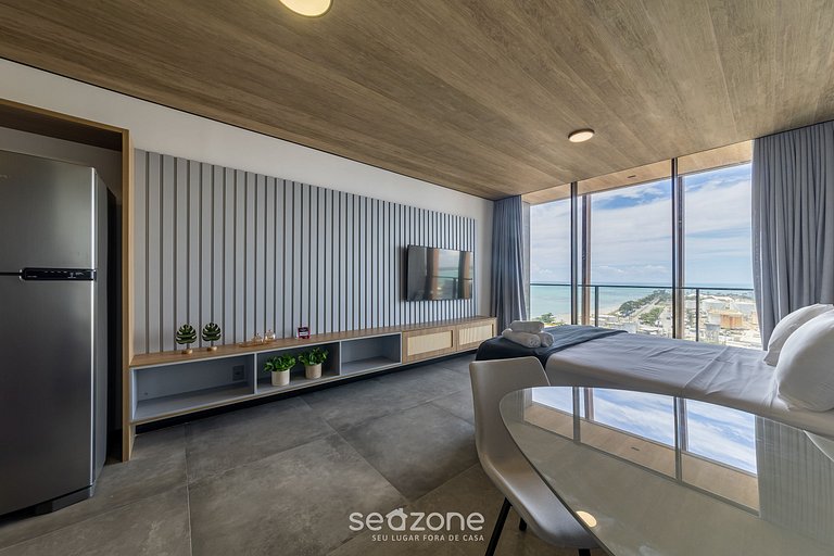 Estudio Moderno con Vista Lateral al Mar NWT1423