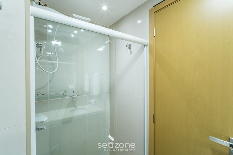 Lindo Apartamento em Prédio na Ondina HOA0906