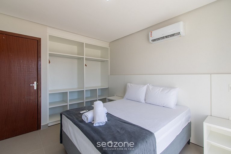 Belo Apartamento em Cond. c/ Piscina RFM0024