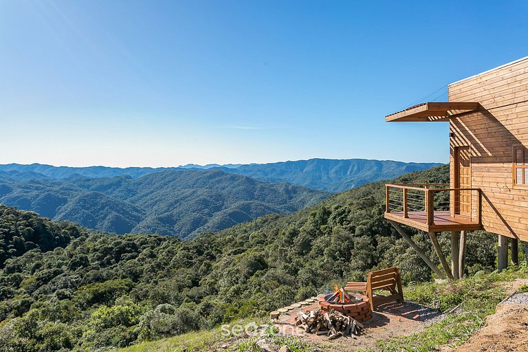 Encantadora cabaña en la montaña c/jacuzzi VST014