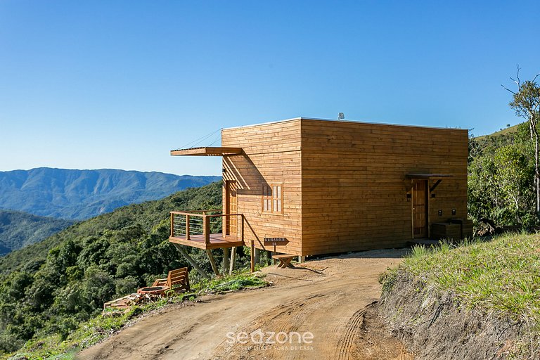 Encantadora cabaña en la montaña c/jacuzzi VST014