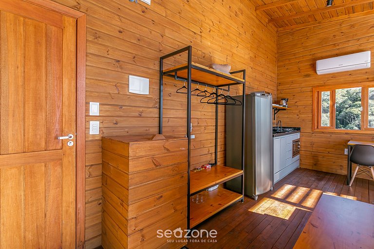 Acogedora cabaña c/jacuzzi en las montañas VST015