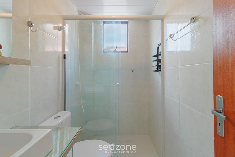 Apto lindo a 600m da Praia de Canasvieiras ACE0201