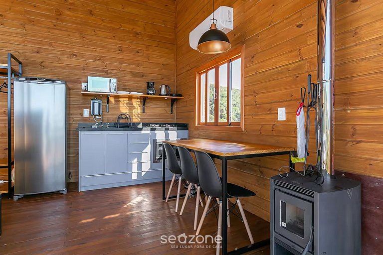 Incrível cabana com vista da serra VST021